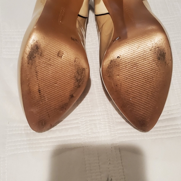 Heels - Picture 5 of 6